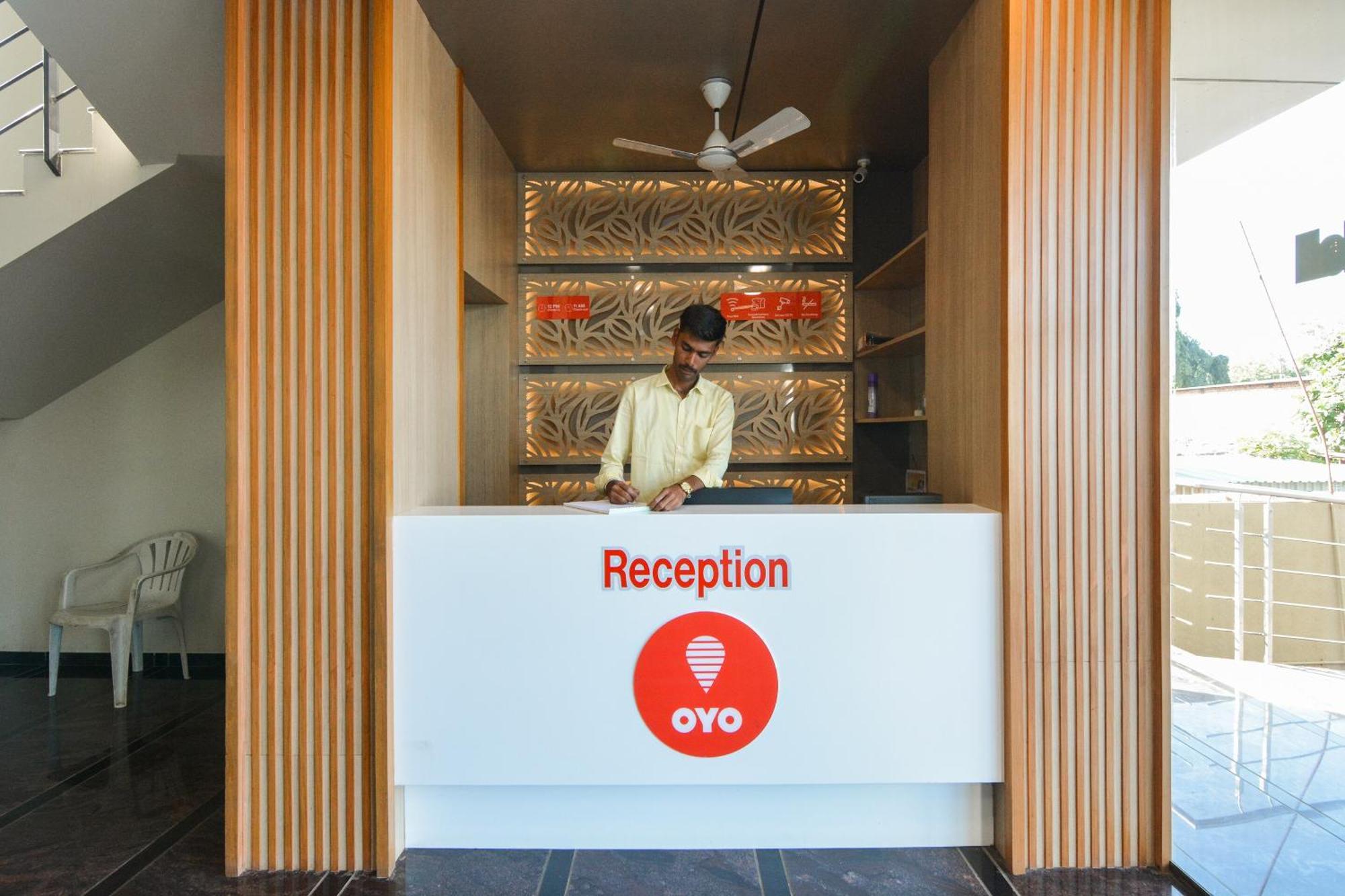 Oyo Flagship Hotel Season Choice Shirdi Exterior photo